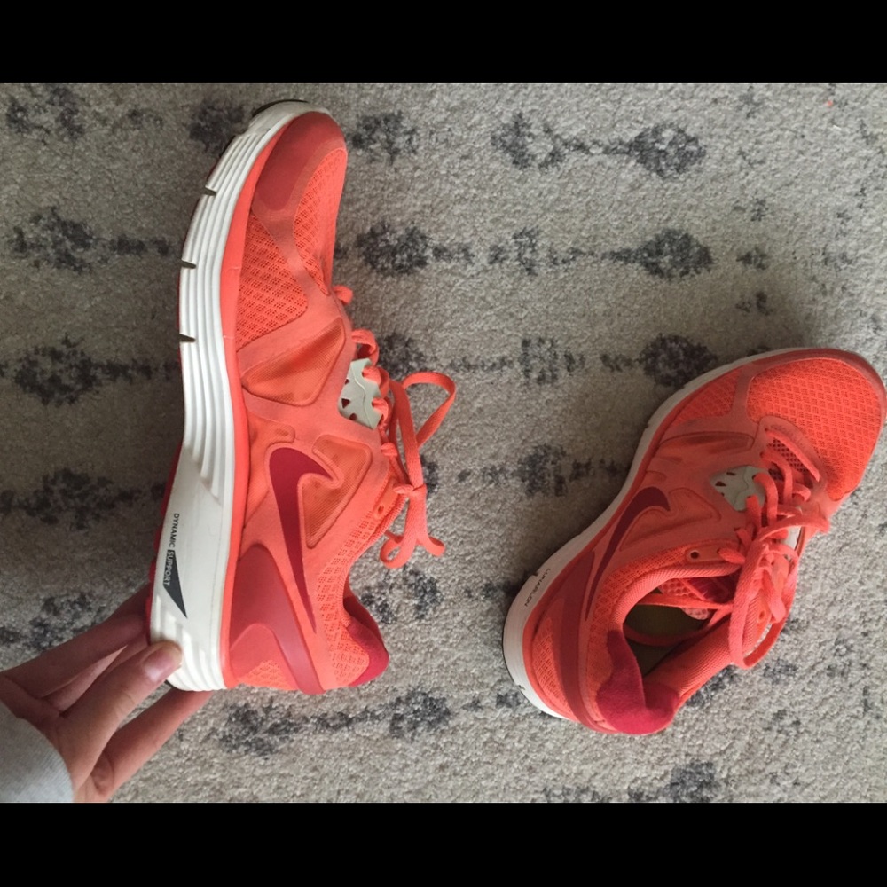 Size 7 Nike running shoes